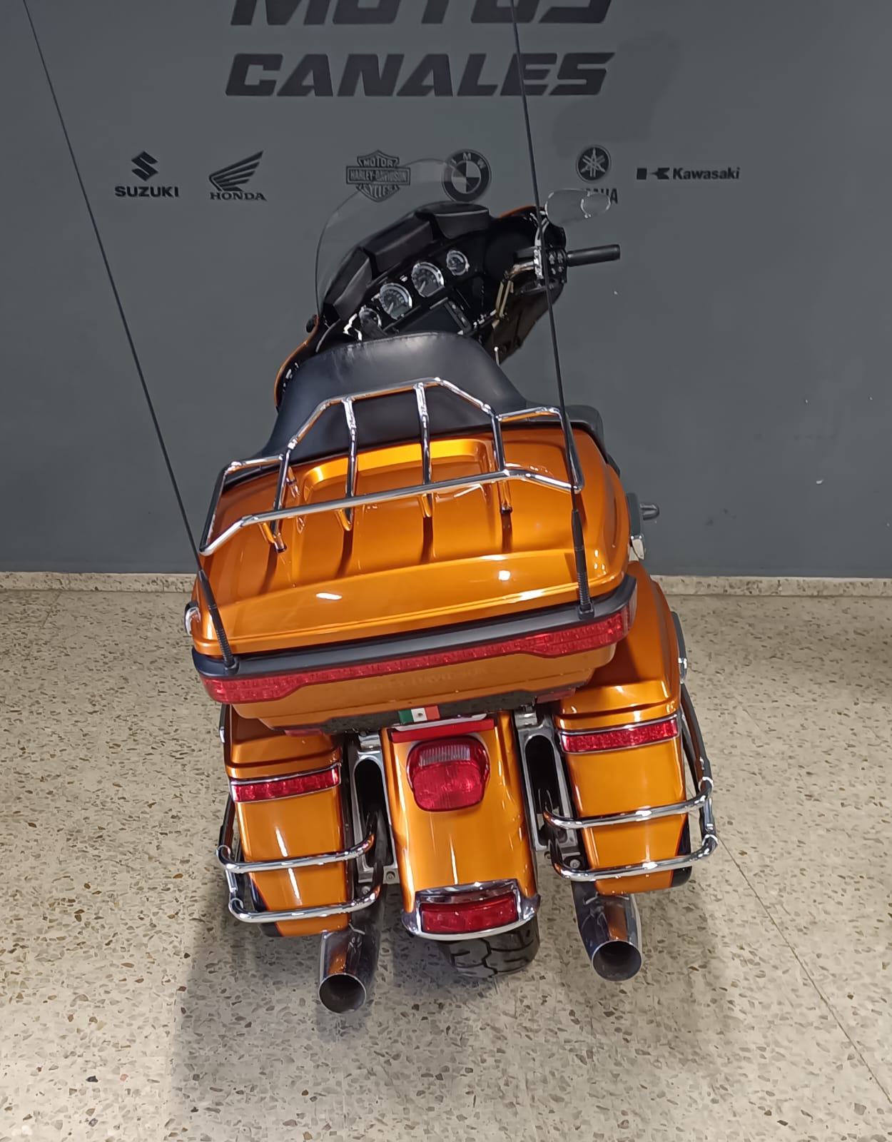 Harley Davidson FLHTK UltraLimited 1700c.c. Año 2016