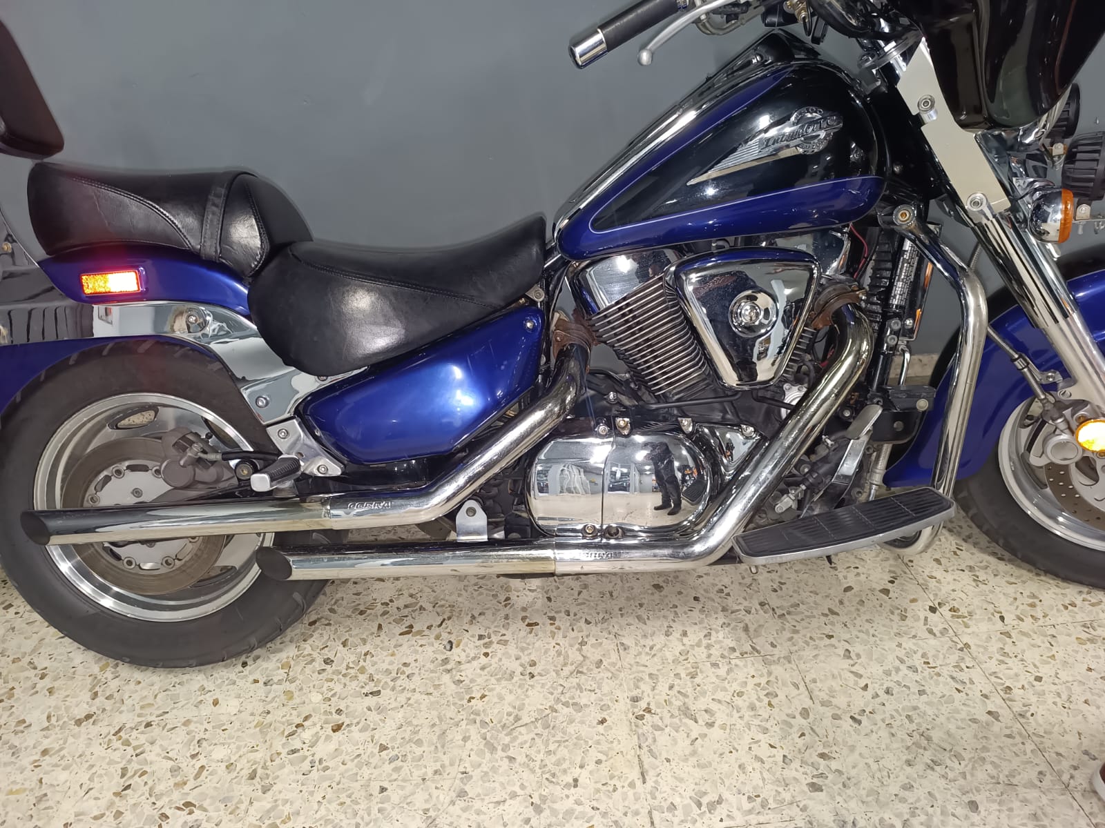 Suzuki Intruder LC 1500c.c. Año 2001