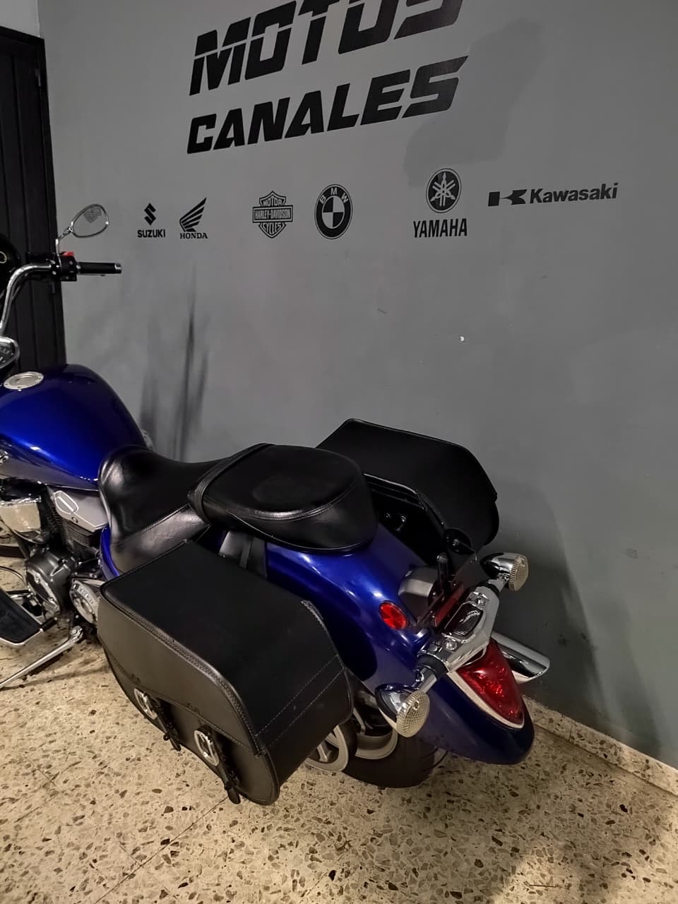 YAMAHA XVS13AW/C V-STAR 1300C.C. AÑO 2007