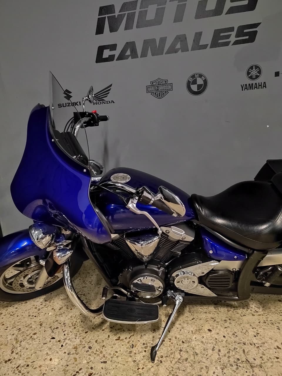 YAMAHA XVS13AW/C V-STAR 1300C.C. AÑO 2007