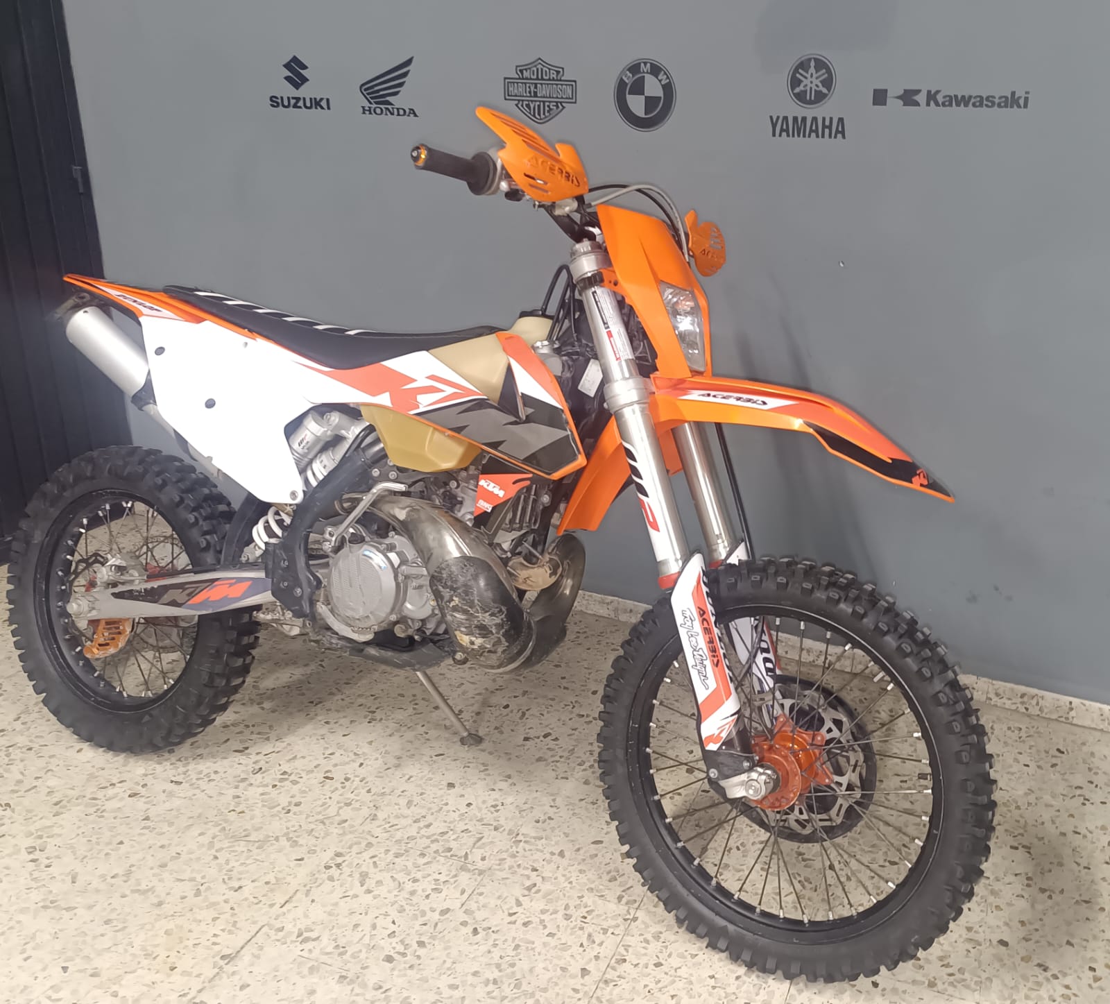KTM EXC TPI 250 2T – 2018 (Enduro Profesional)