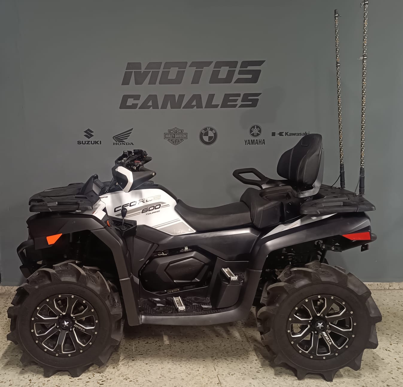 CFMoto CForce 600c.c. Touring Año 2022