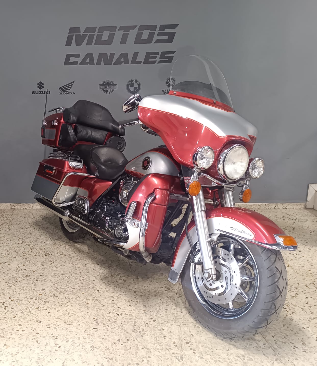 Harley-Davidson Ultra Classic Electra Glide 1450 – 2004 (Touring Premium)